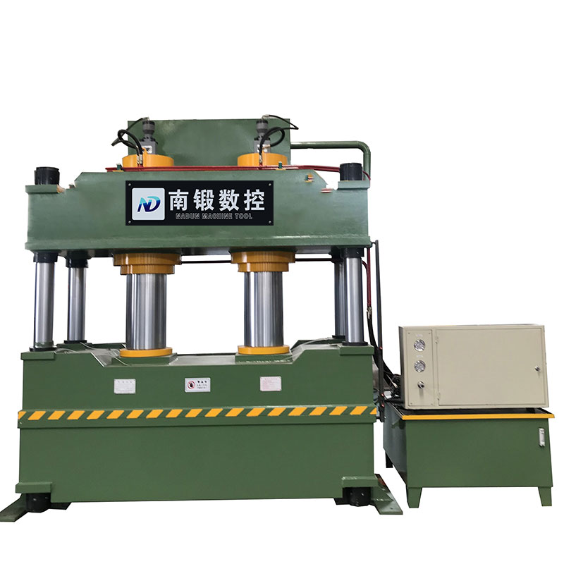 日韩超级大片免费观看 滕州500吨氧化镁门芯成型液压机500T双缸大台面四柱油压机